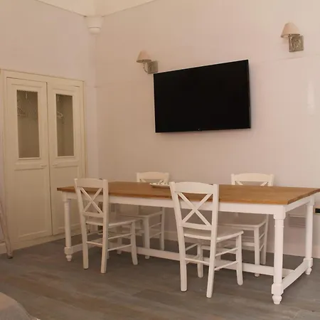 Holiday home La Casetta-centrale-parcheggio Gratuito *